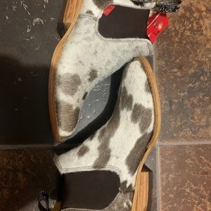 Cowhide Chelsea boots